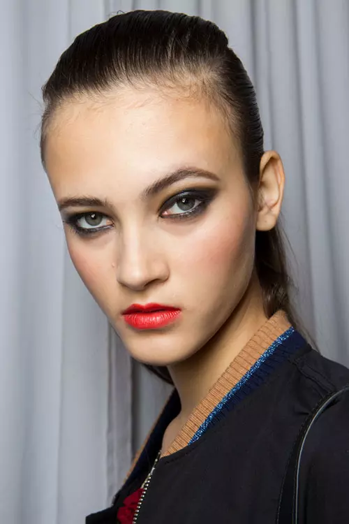Carolina Herrera colectia primavara-vara 2017 backstage (7)