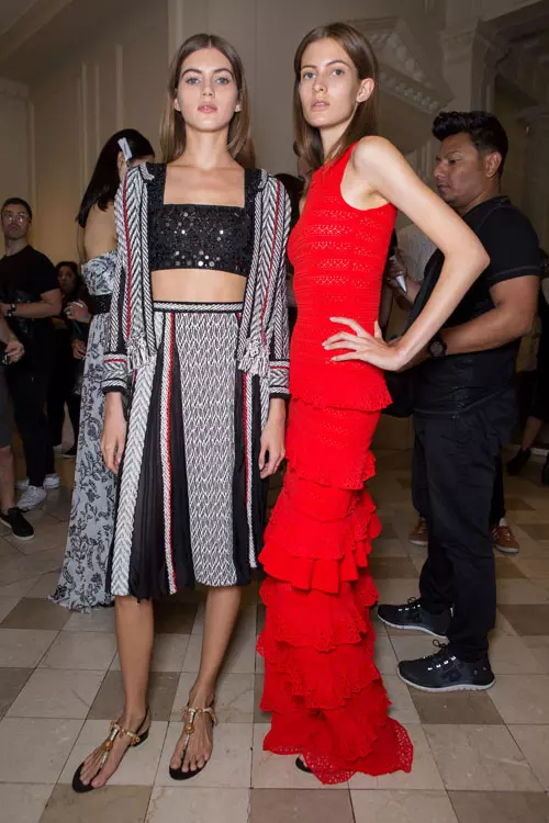 Oscar de la Renta colectia primavara-vara 2017 backstage (25)
