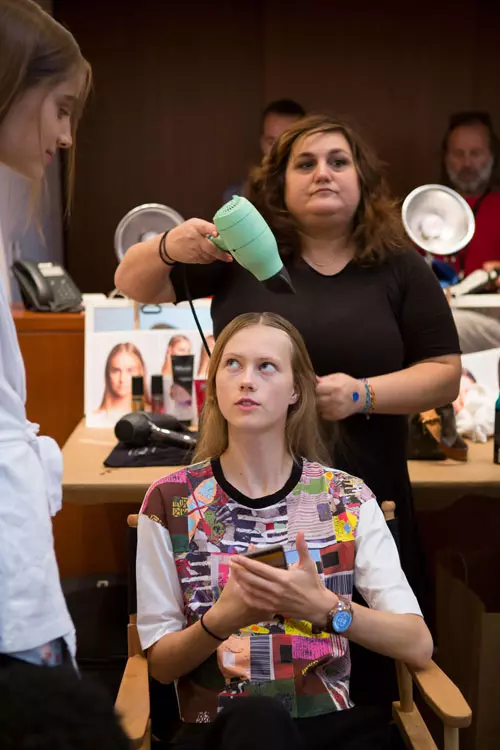 Oscar de la Renta colectia primavara-vara 2017 backstage (5)