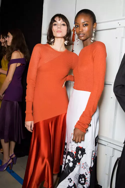 Prabal Gurung colectia primavara-vara 2017 backstage (20)