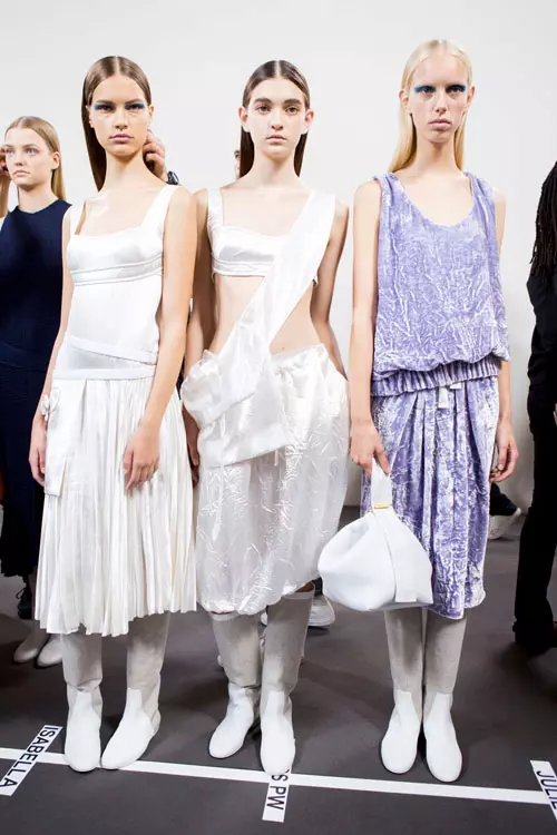 Victoria Beckham (colectia primavara-vara 2017 backstage (15)