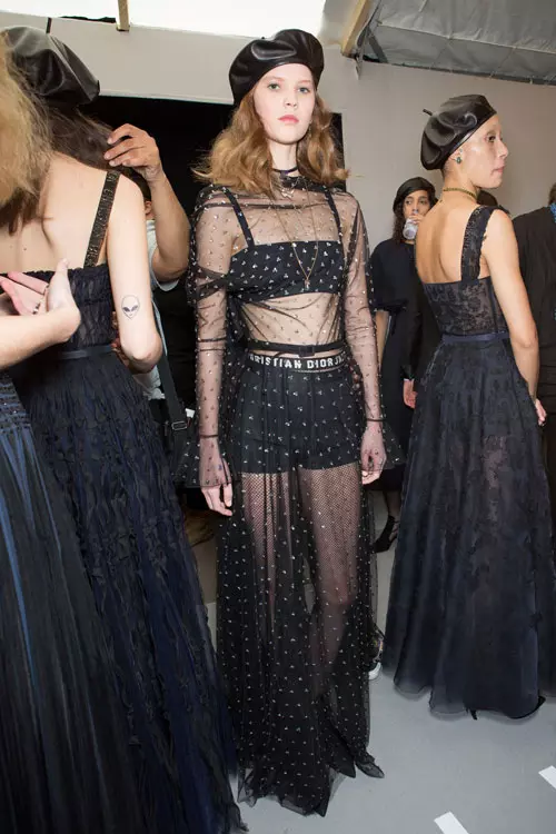 Christian Dior colectia toamna iarna 2017-2018 backstage (1)