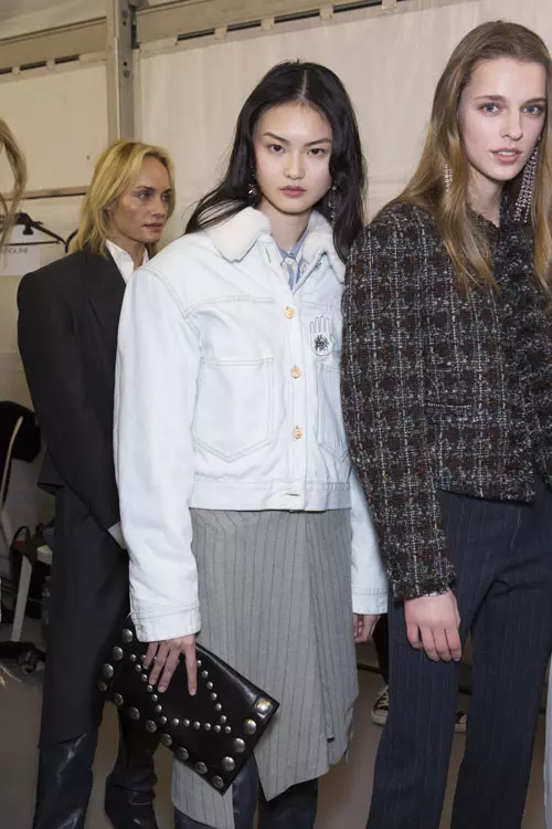 Isabel Marant colectia toamna iarna 2017-2018 backstage (29)