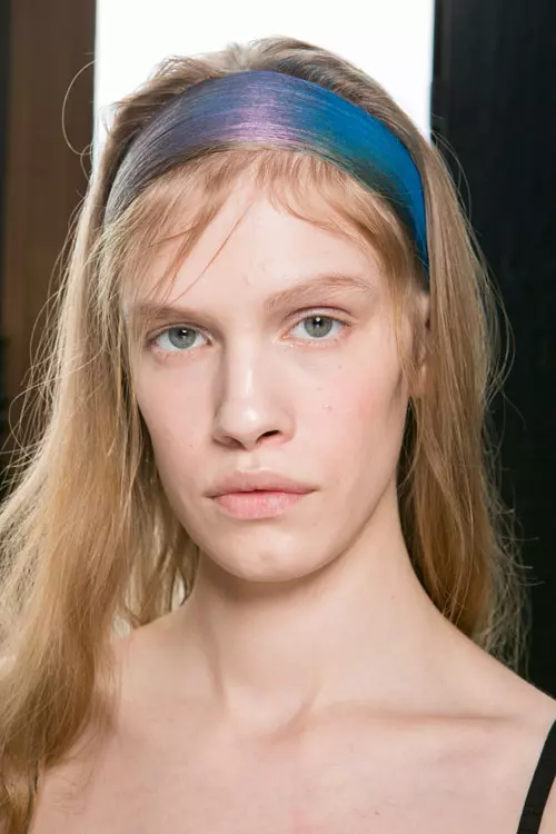 Issey Miyake colectia toamna iarna 2017-2018 backstage (13)