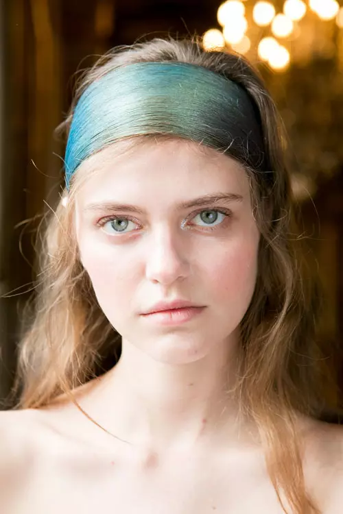 Issey Miyake colectia toamna iarna 2017-2018 backstage (14)