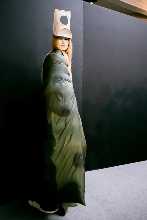Rick Owens colectia toamna iarna 2017-2018 backstage (11)