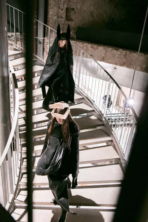 Rick Owens colectia toamna iarna 2017-2018 backstage (19)