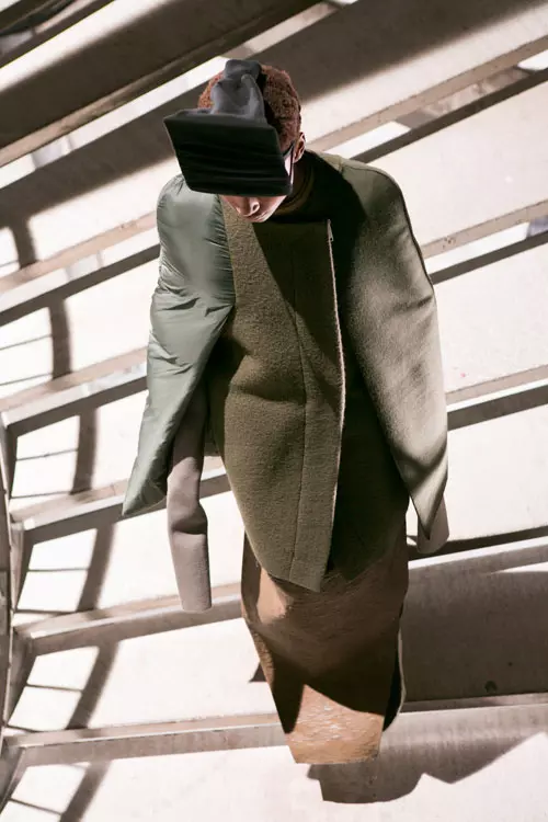 Rick Owens colectia toamna iarna 2017-2018 backstage (22)