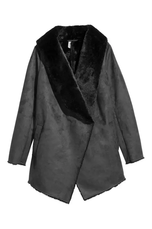 Jacheta captusita cu plus, H&M, 229 lei