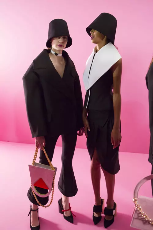 Jacquemus colectia toamna iarna 2017-2018 backstage (22)