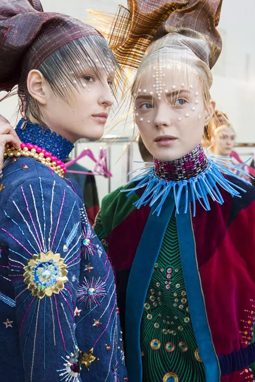 Manish Arora colectia toamna iarna 2017-2018 backstage (27)