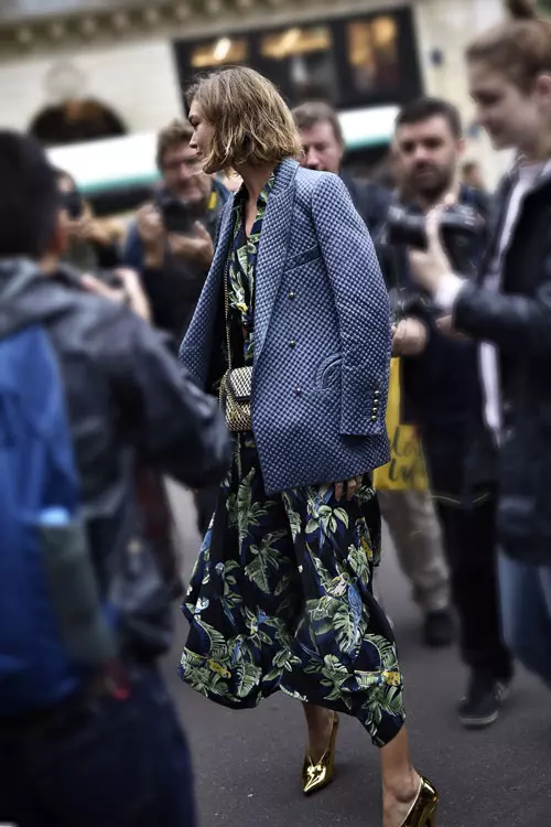 Moda strazii la Paris Fashion Week Spring 2018