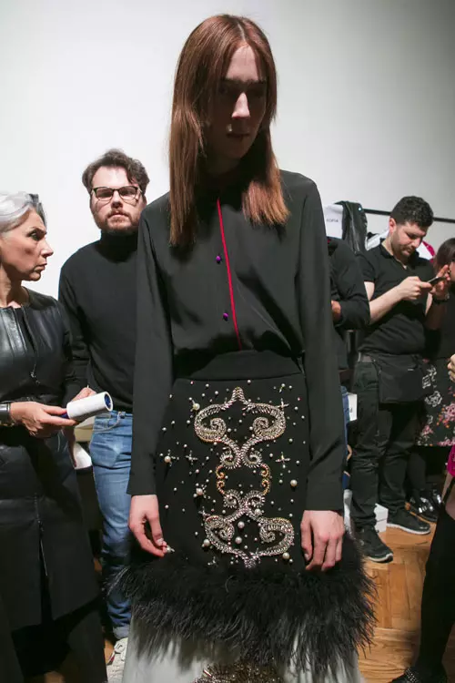 Fausto Puglisi colectia toamna-iarna 2017-2018 backstage (18)