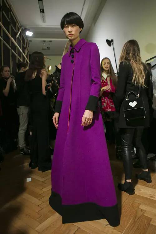 Fausto Puglisi colectia toamna-iarna 2017-2018 backstage (4)