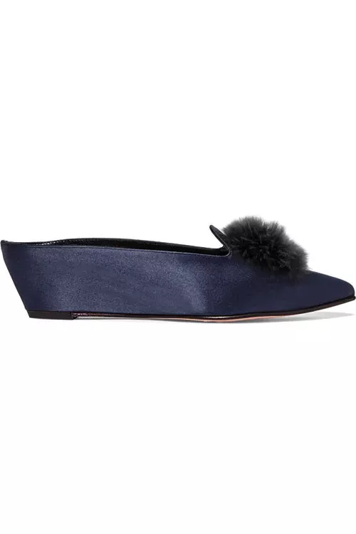 Pantofi din mătase cu aplicații din pene, Trademark, 558 euro, www.net-a-porter.com