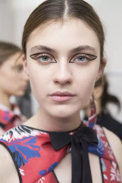 Rochas colectia primavara-vara 2018 backstage (22)