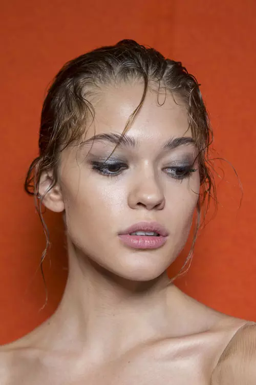 Alberta Ferretti colecția primăvară-vară 2018 backstage (6)