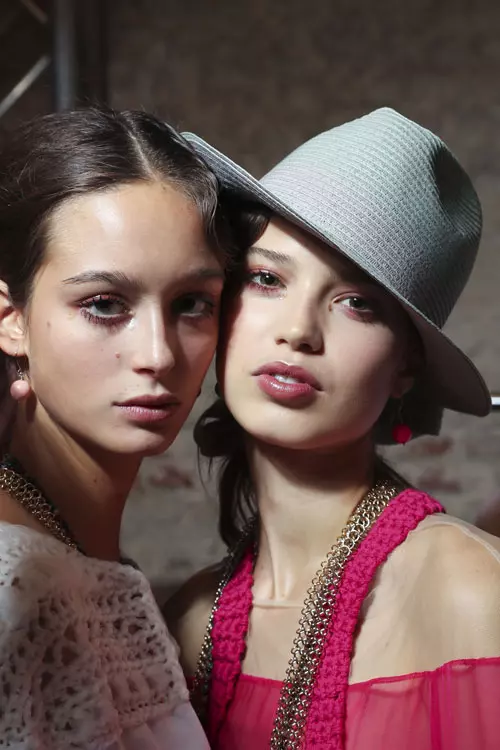 Les Copains colecția primăvară-vară 2018 backstage (13)