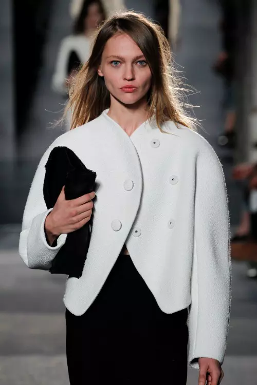 Proenza Schouler recreează cele mai iconice piese cu ocazia aniversării de 15 ani