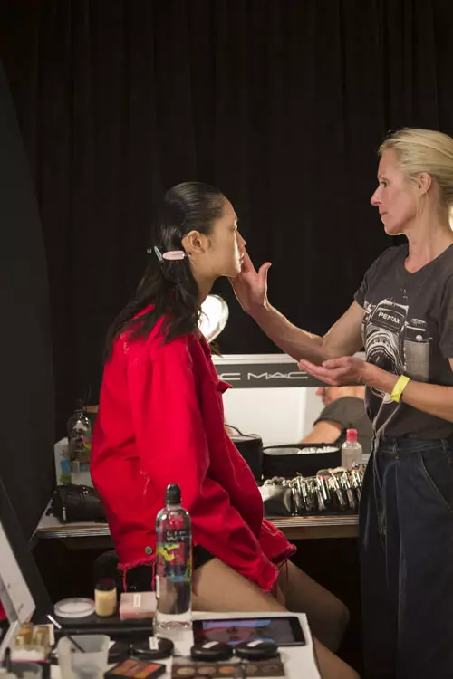 Prabal Gurung colecția primăvară-vară 2018 backstage (2)