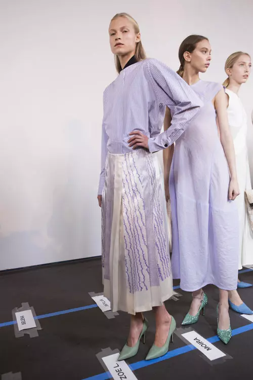 Victoria Beckham colecția primăvară-vară 2018 backstage (7)