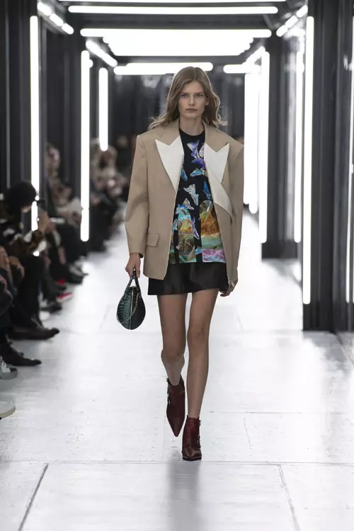 colecția Louis Vuitton primăvară vară 2019