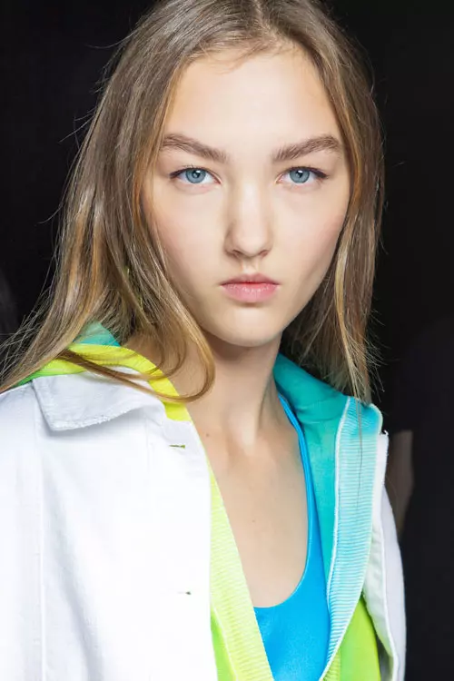 Blumarine colecția primăvară-vară 2019 backstage (21)