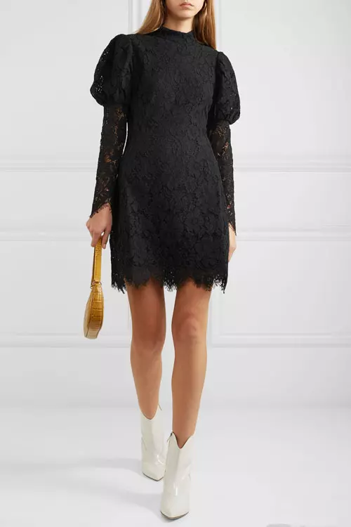Rochie din dantelă, GANNI, 250 euro, net-a-porter.com
