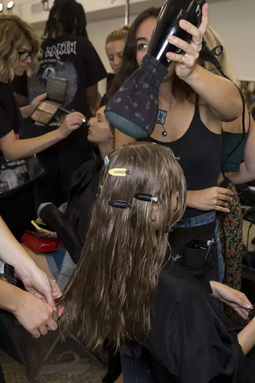 Sportmax colecția primăvară-vară 2019 backstage (8)