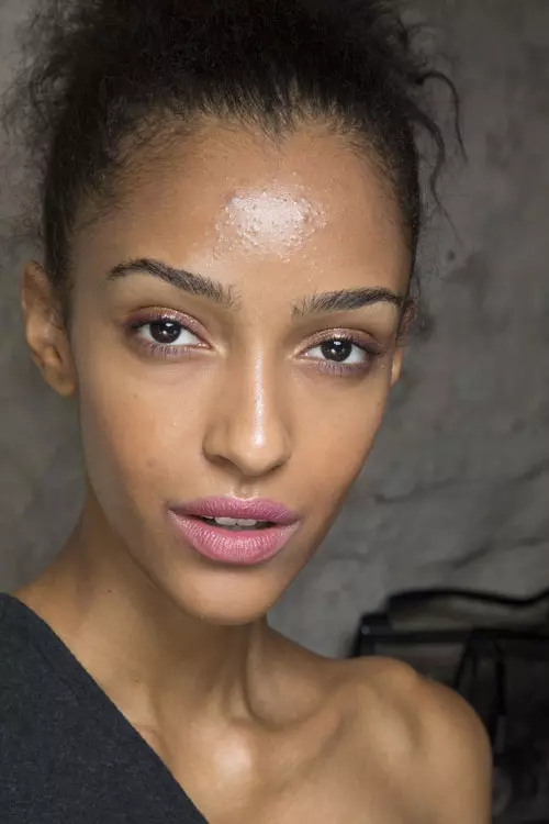 Stella Jean colecția primăvară-vară 2019 backstage (15)