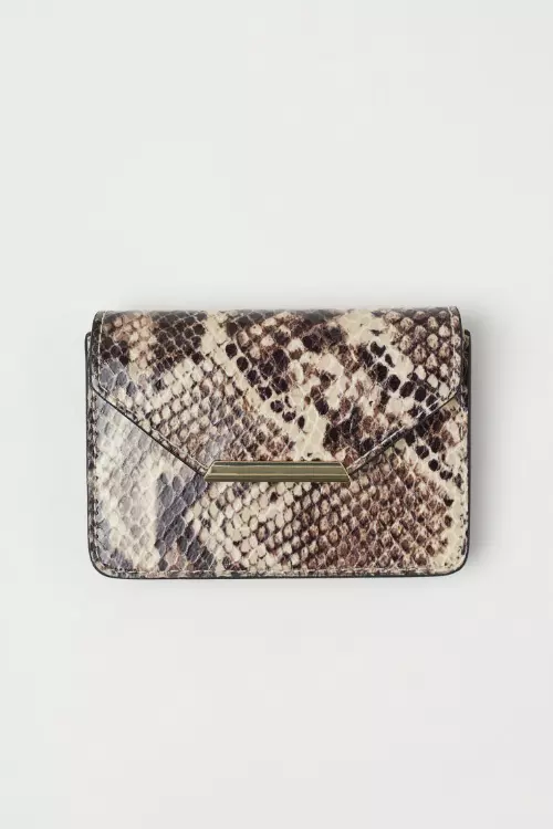 Plic H&M, 49,99 lei