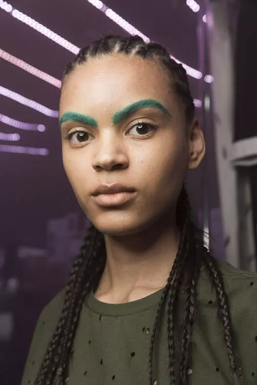 Guy Laroche colecția primăvară-vară 2019 backstage (30)