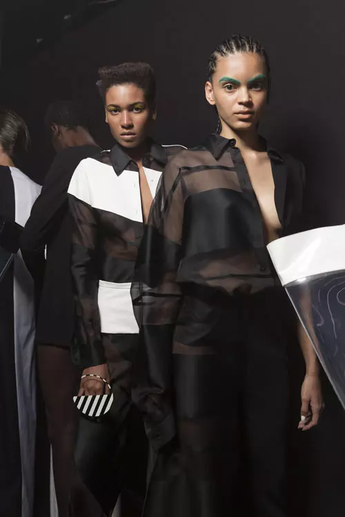 Guy Laroche colecția primăvară-vară 2019 backstage (32)