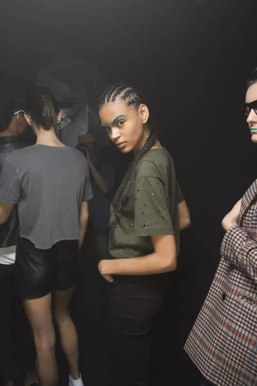 Guy Laroche colecția primăvară-vară 2019 backstage (4)