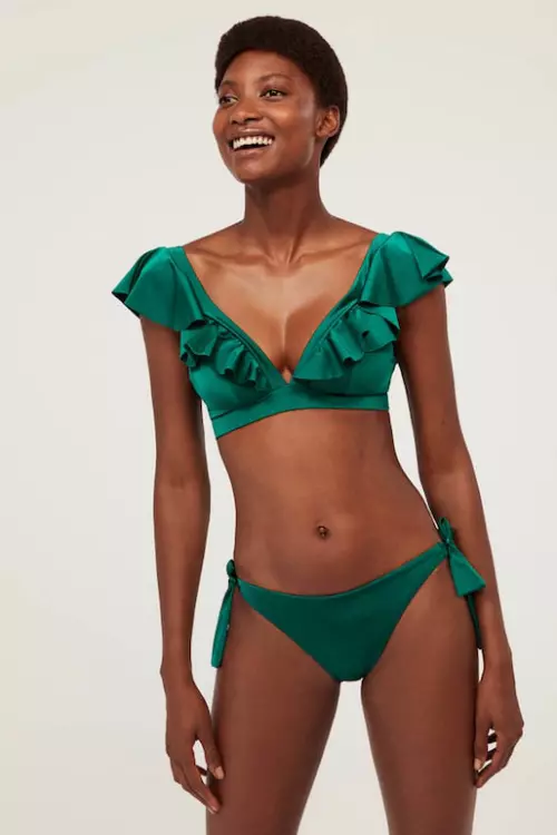 Bust Generos- Costum de baie Oysho, 159,90 lei