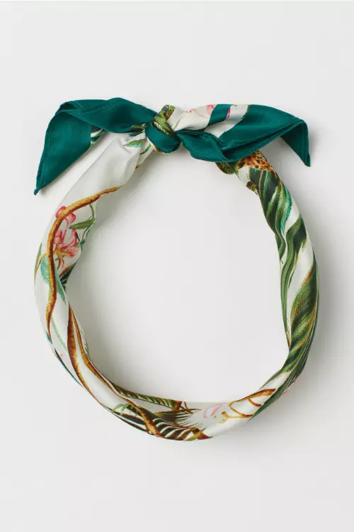 Eșarfă H&M, 29,99 lei