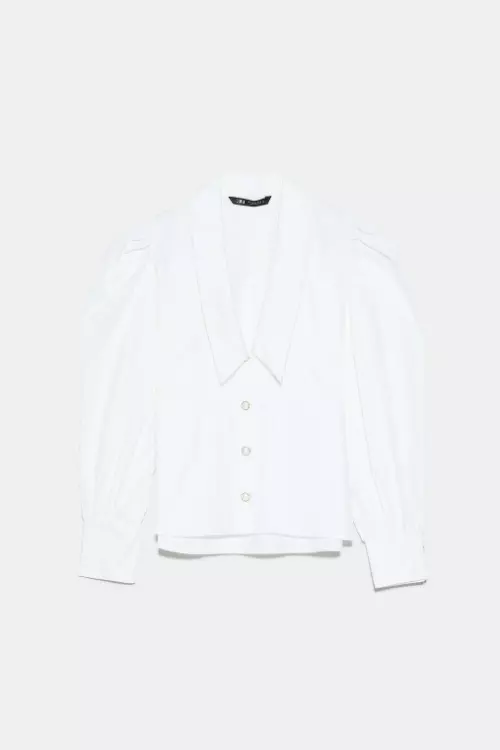 1.Cămașă cu nasturi perlați, ZARA, 129,90 lei