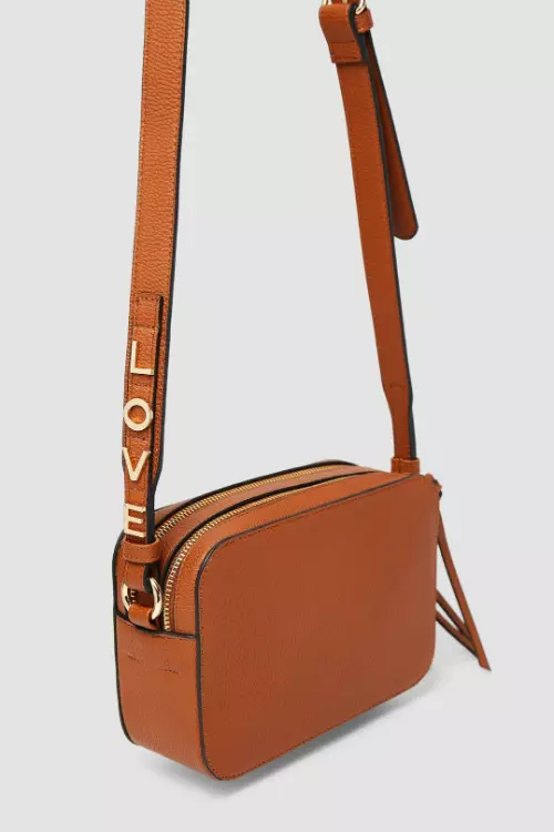 Geantă Stradivarius 69,90 lei