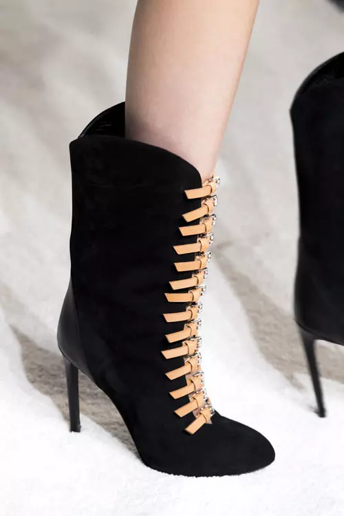 Giambattista Valli colectia toamna iarna 2019-2020 accesorii (30)