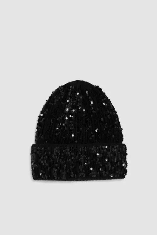 1. Căciula cu paiete Zara, 79.90 lei