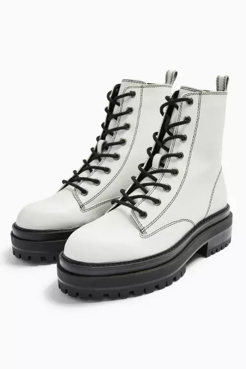 Bocanci din piele ecologică, Topshop, 399,90 lei
