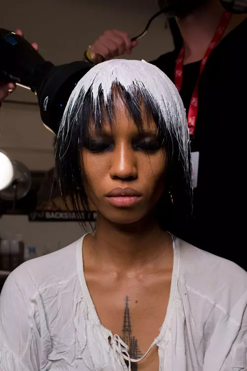 Jeremy Scott colecția toamnă-iarnă 2019-2020 backstage (8)