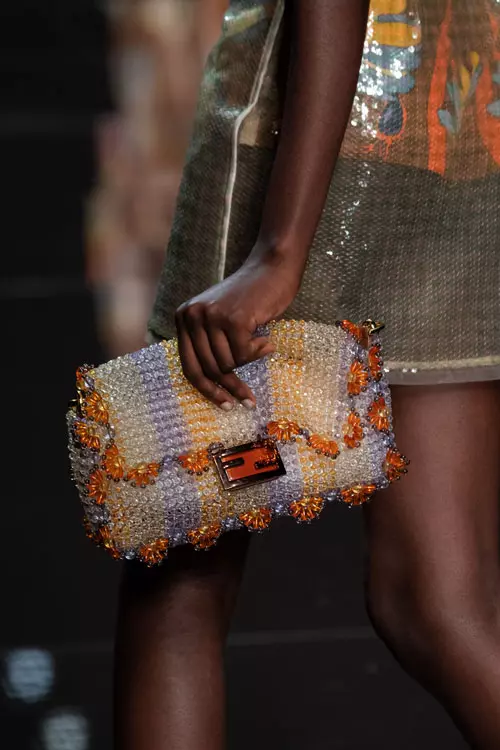 Fendi colecția primăvară-vară 2020 accesorii (38)