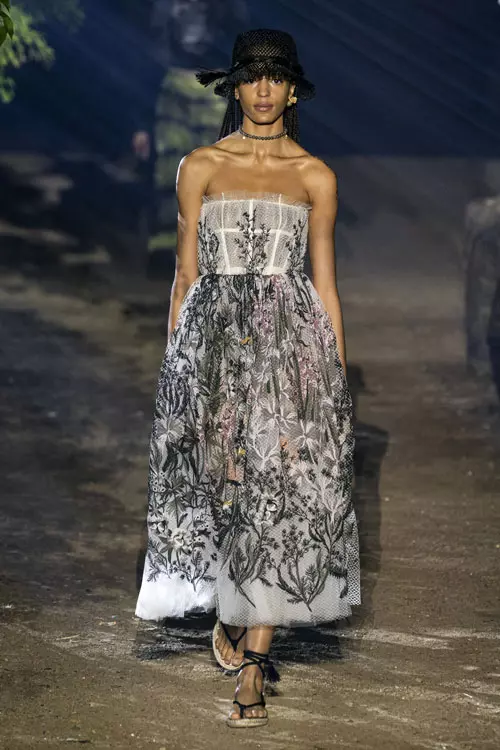 Christian Dior colecția primăvară-vară 2020 (77)
