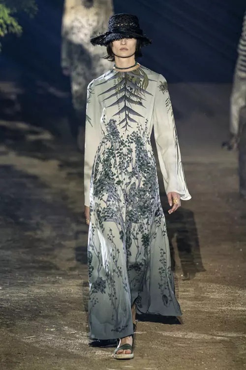 Christian Dior colecția primăvară-vară 2020 (81)