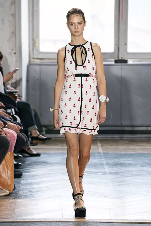 Giambattista Valli colecția primăvară-vară 2020 (2)