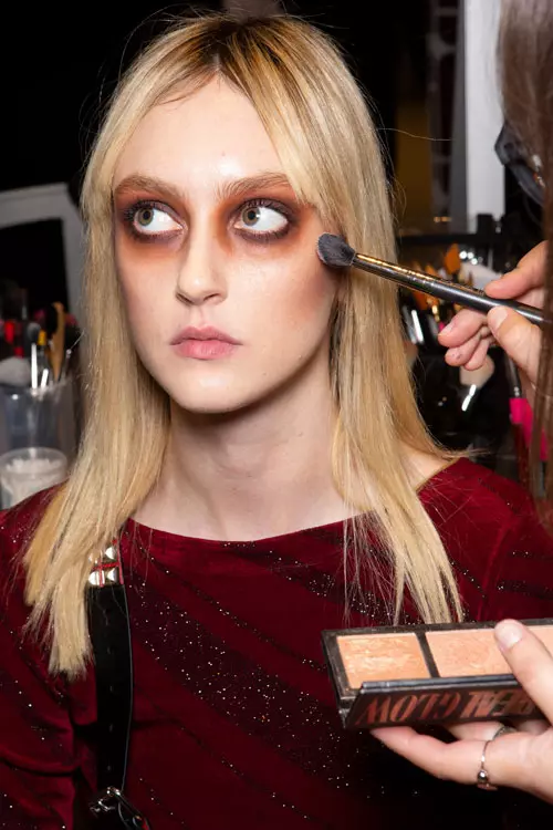 Guy Laroche colecția primăvară-vară 2020 backstage (22)