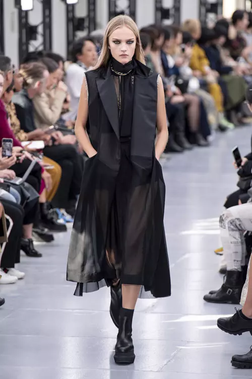 Sacai colecția primăvară-vară 2020 (28)