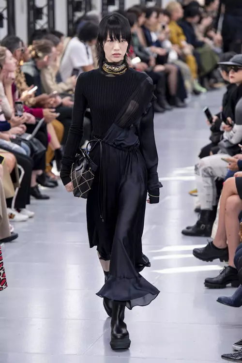 Sacai colecția primăvară-vară 2020 (29)