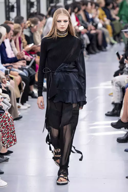 Sacai colecția primăvară-vară 2020 (30)